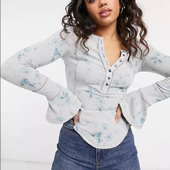 FREE PEOPLE Layer Me Bell Sleeve Henley - Picture 2 of 5